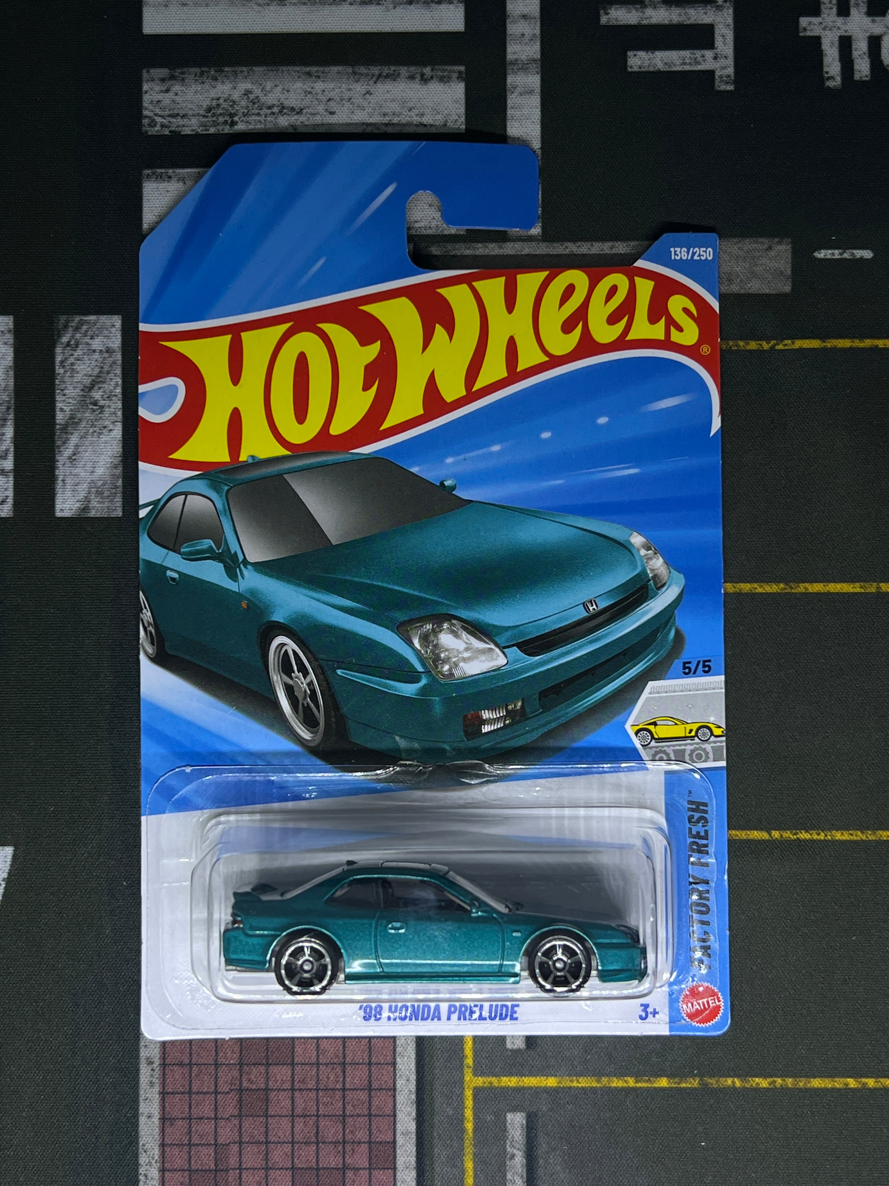 ‘98 Honda Prelude (Teal)