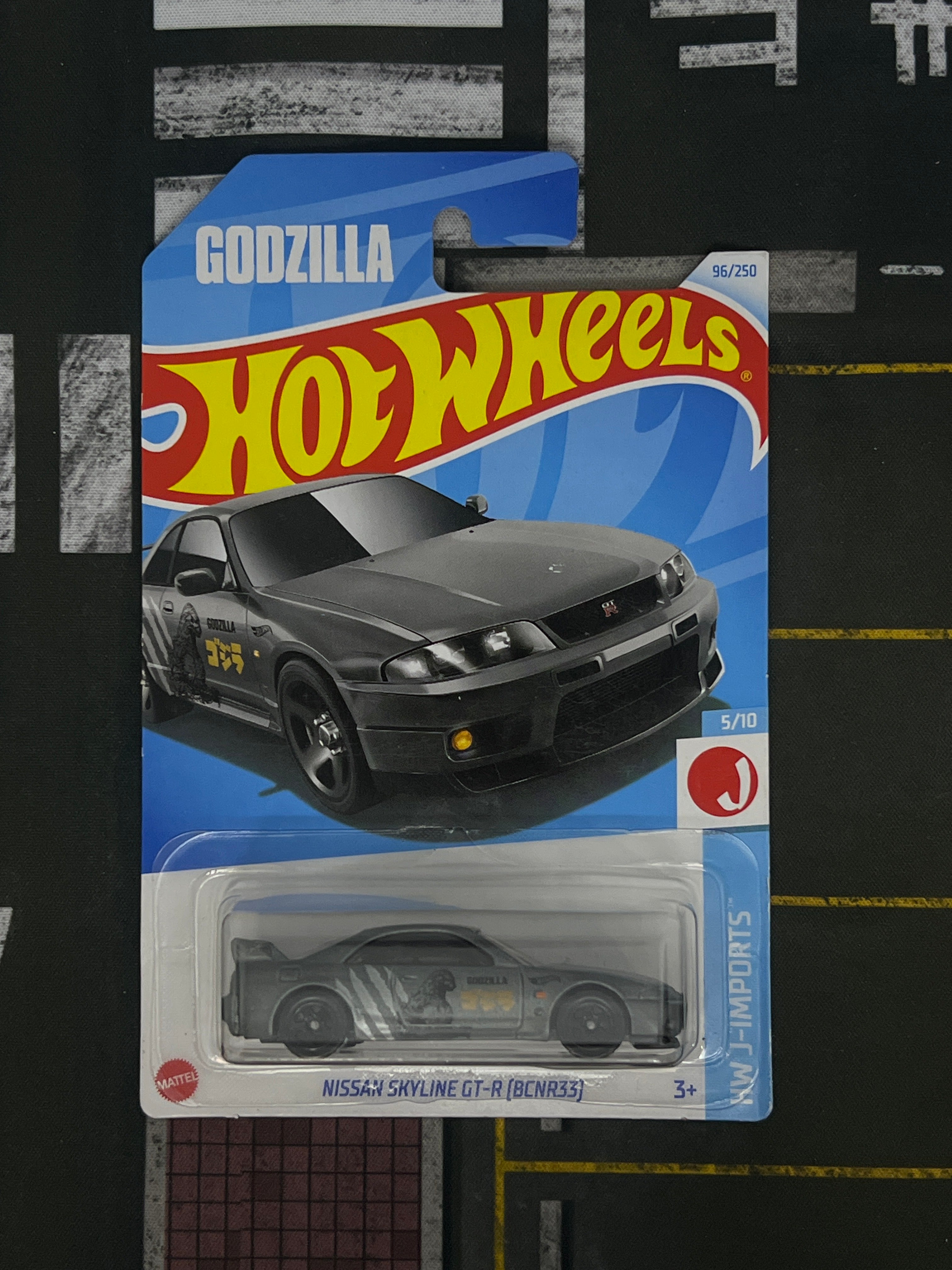 Nissan Skyline GT-R [BCNR33] Grey Godzilla