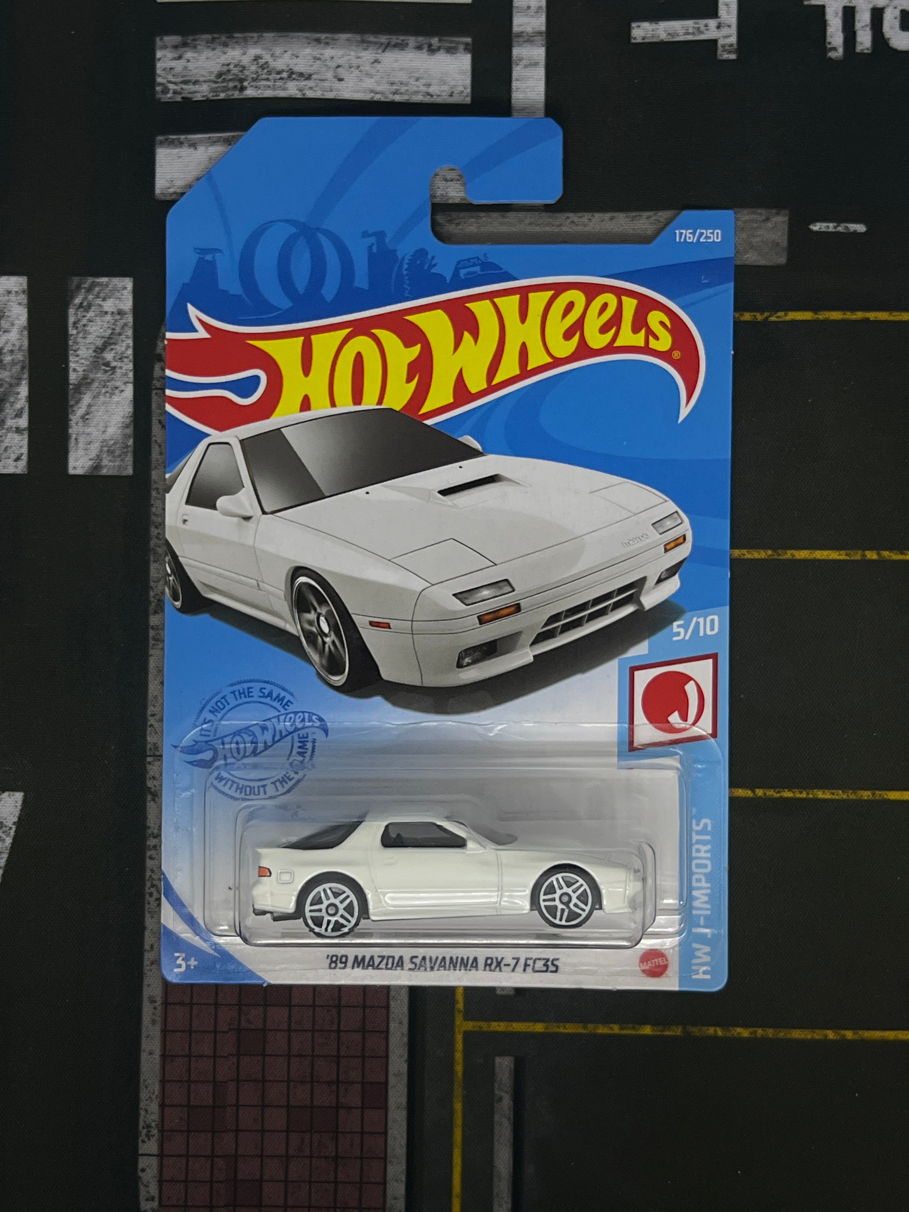‘89 Mazda Savanna RX-7 FC3S (White)