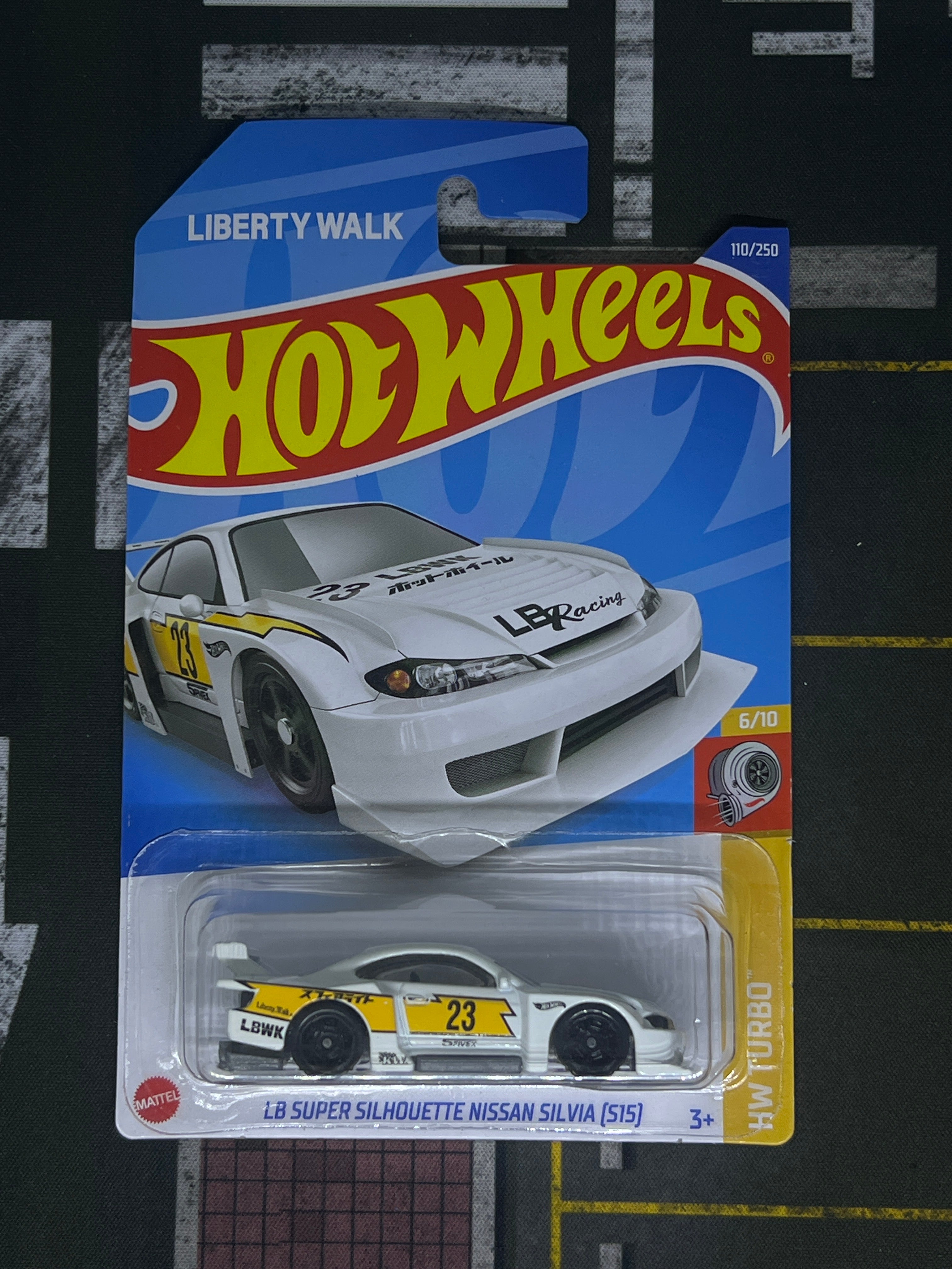 LB Super Silhouette Nissan Silvia (S15) White LC