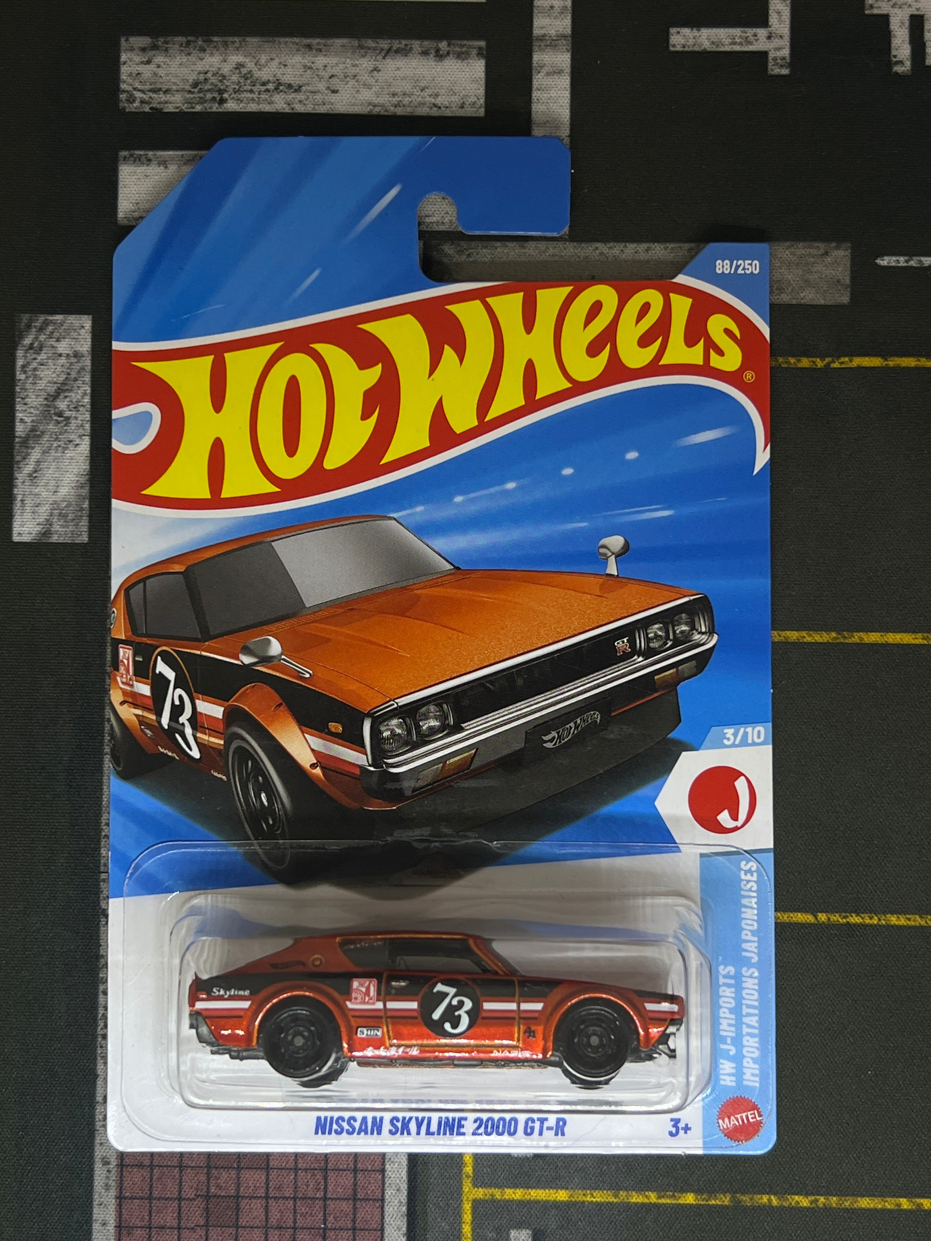 Nissan Skyline 2000 GT-R (Orange)