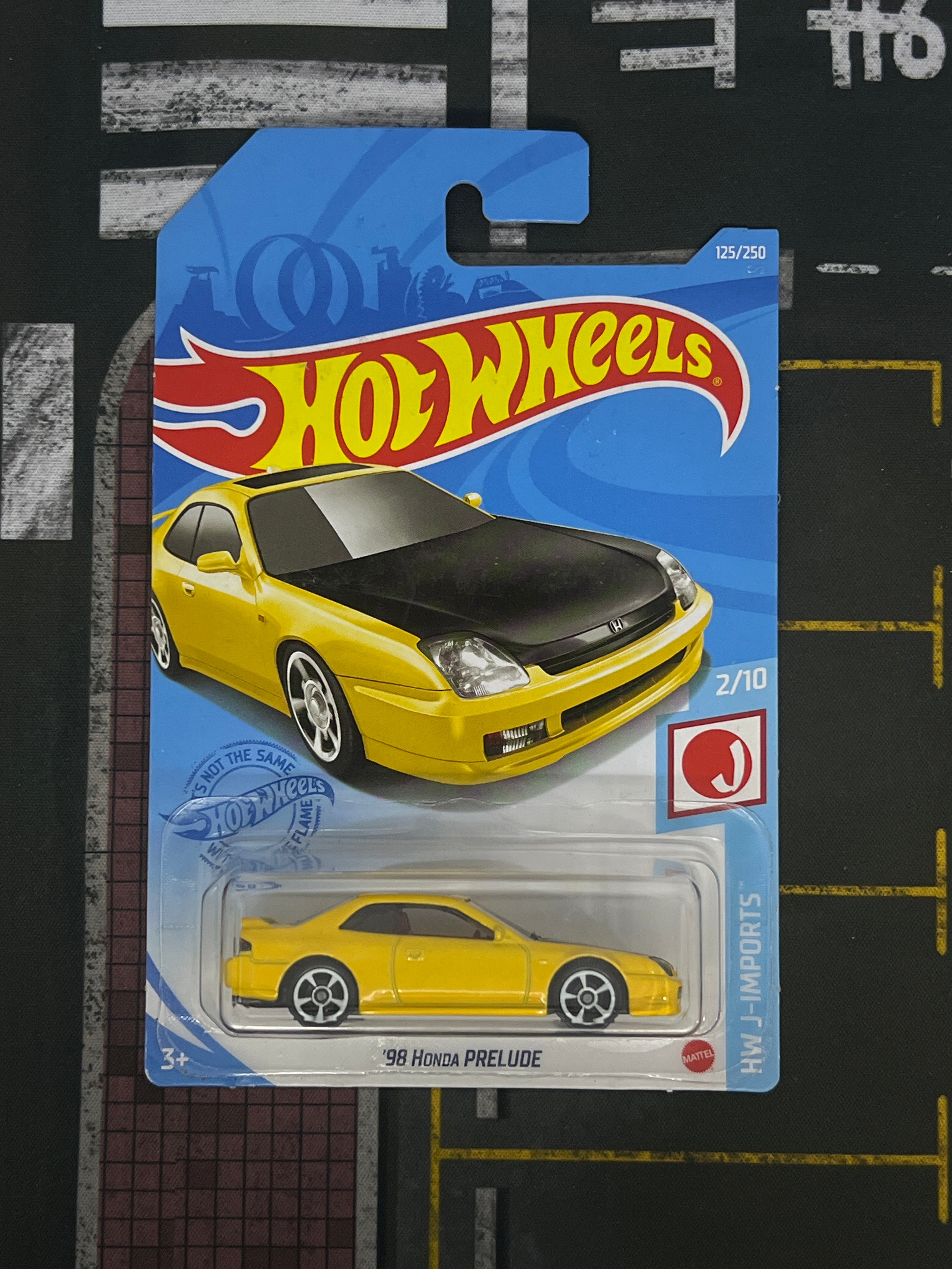 98’ Honda Prelude (Yellow)