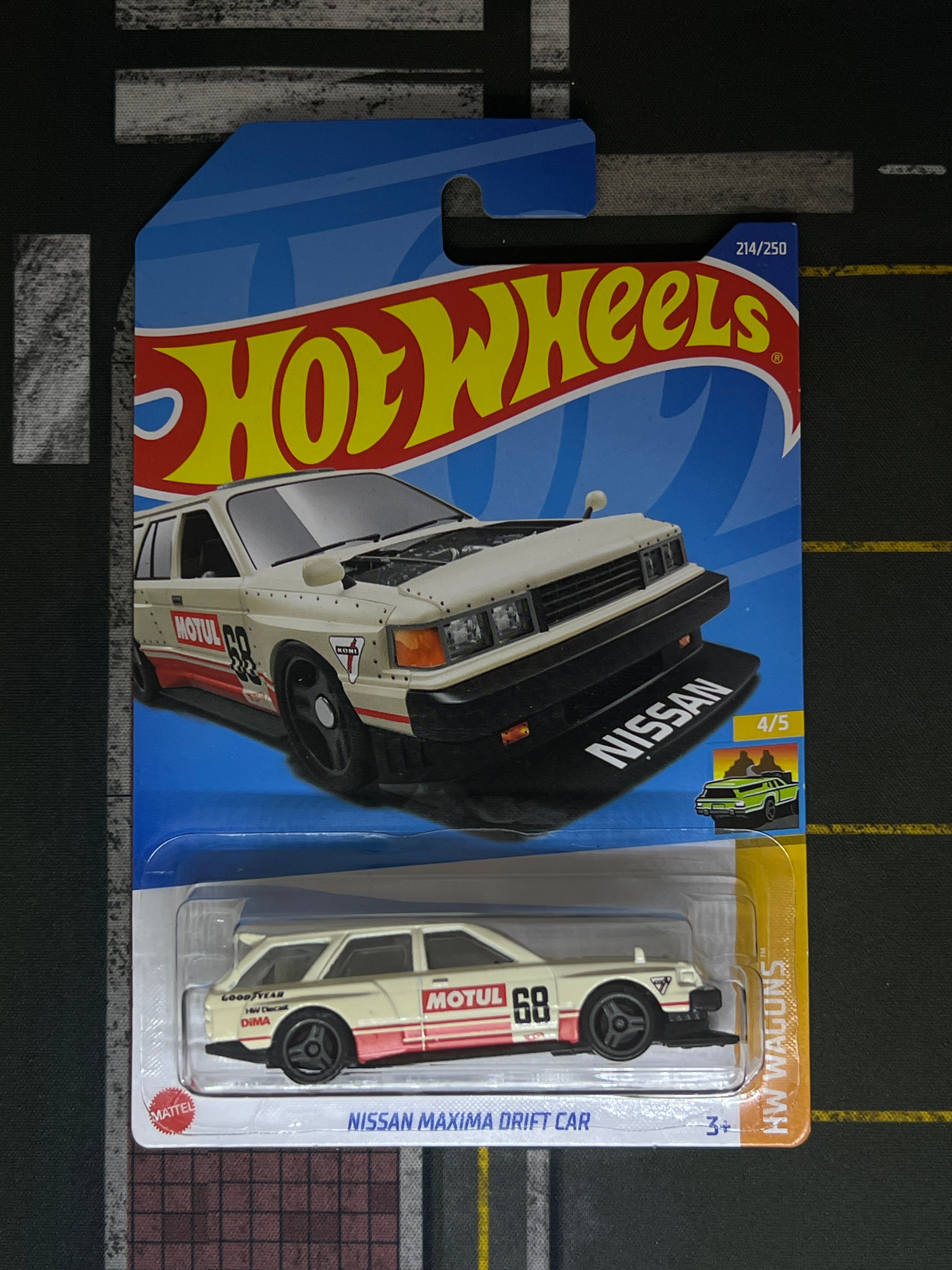 Nissan Maxima Drift Car (Cream)