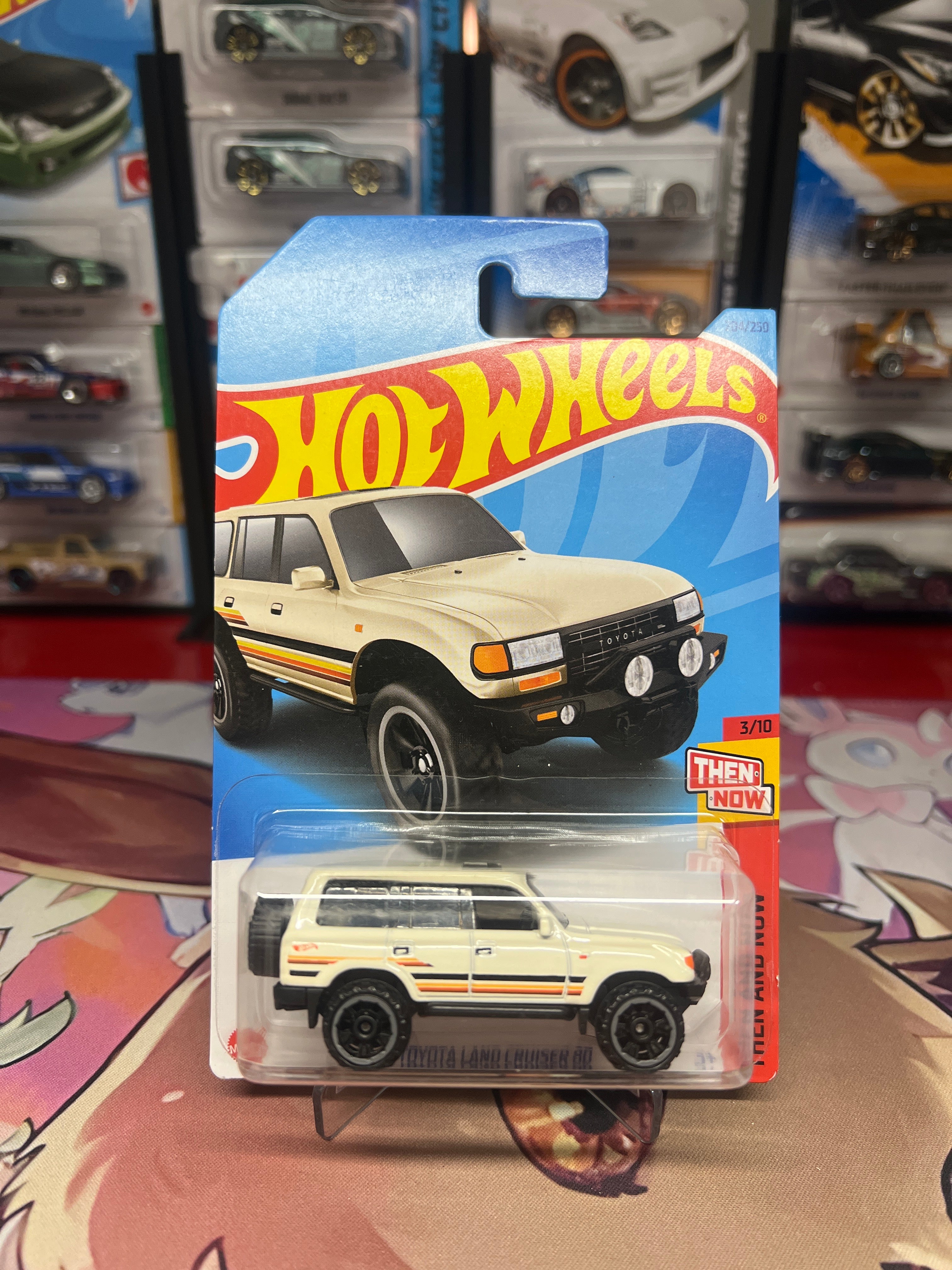 Toyota Land Cruiser 80 (Cream)