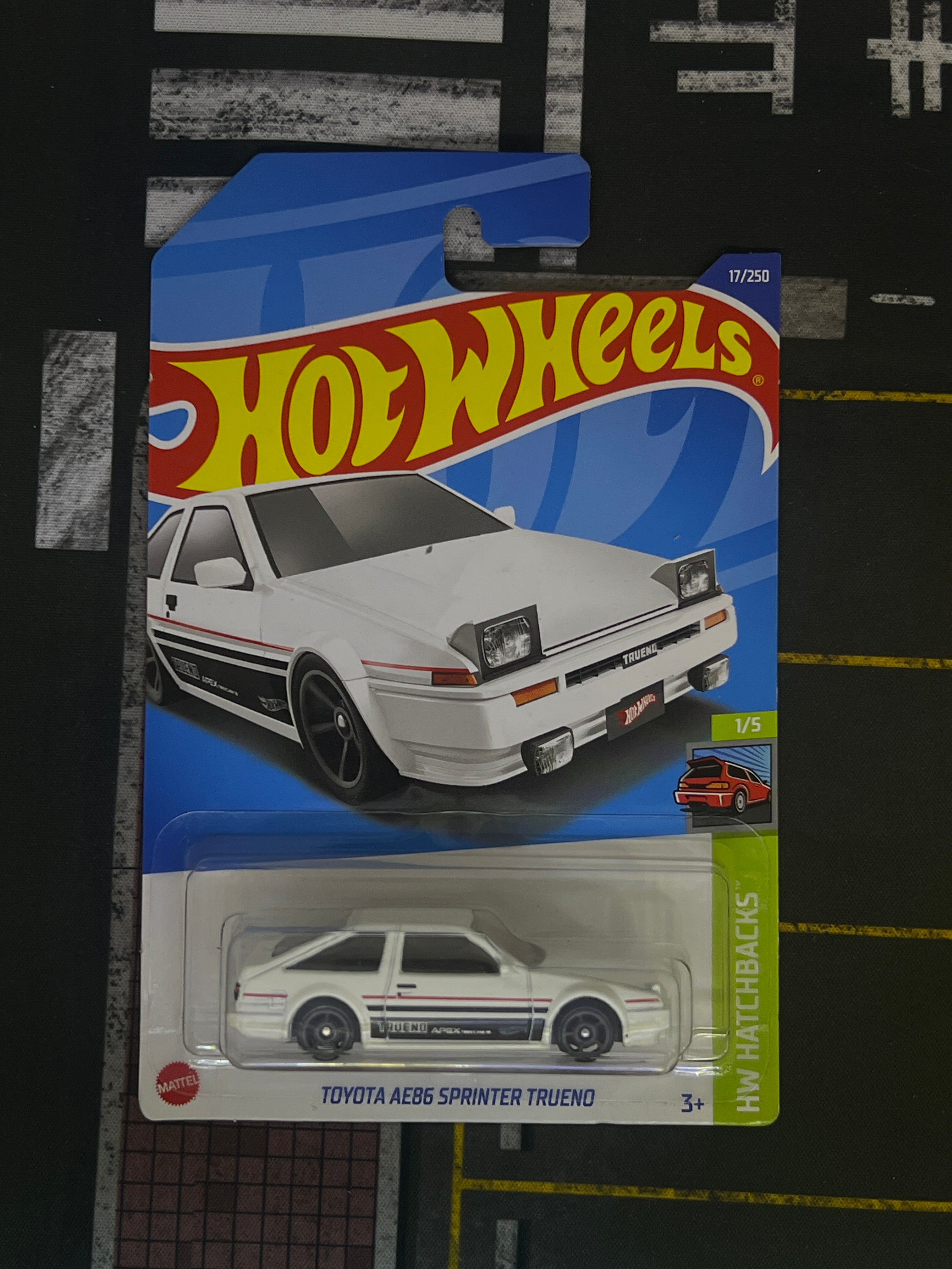 Toyota AE86 Sprinter Trueno (White)