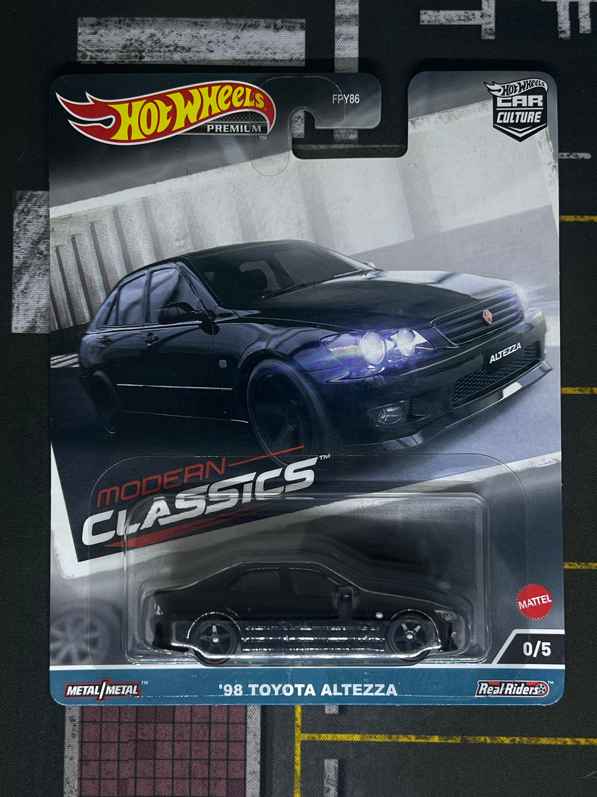‘98 Toyota Altezza (Chase)
