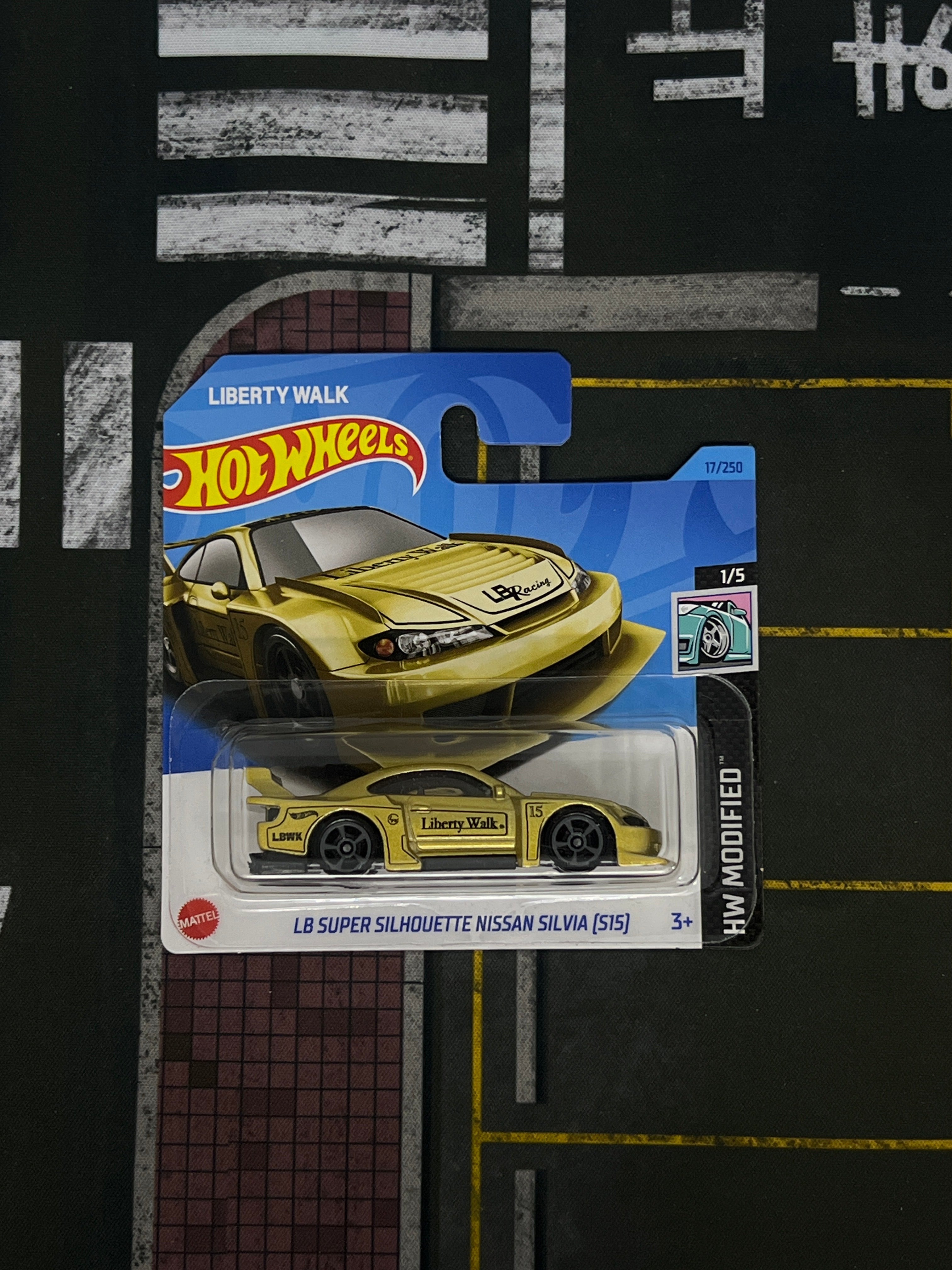 LB Super Silhouette Nissan Silvia (S15) Gold SC