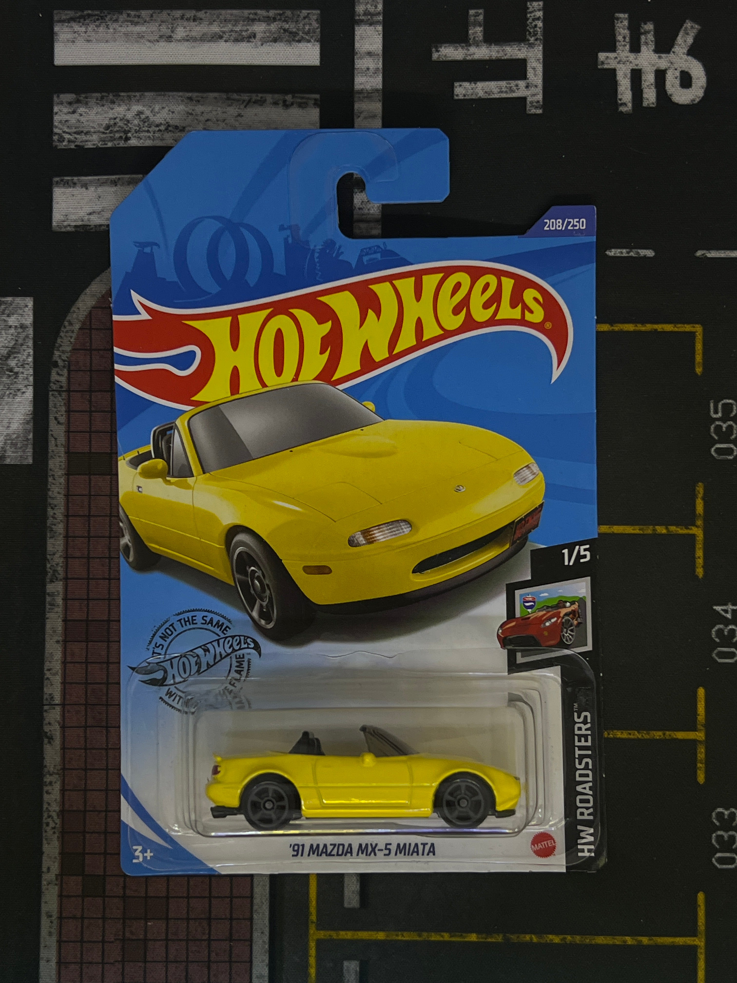 ‘91 Mazda MX-5 Miata (Yellow)