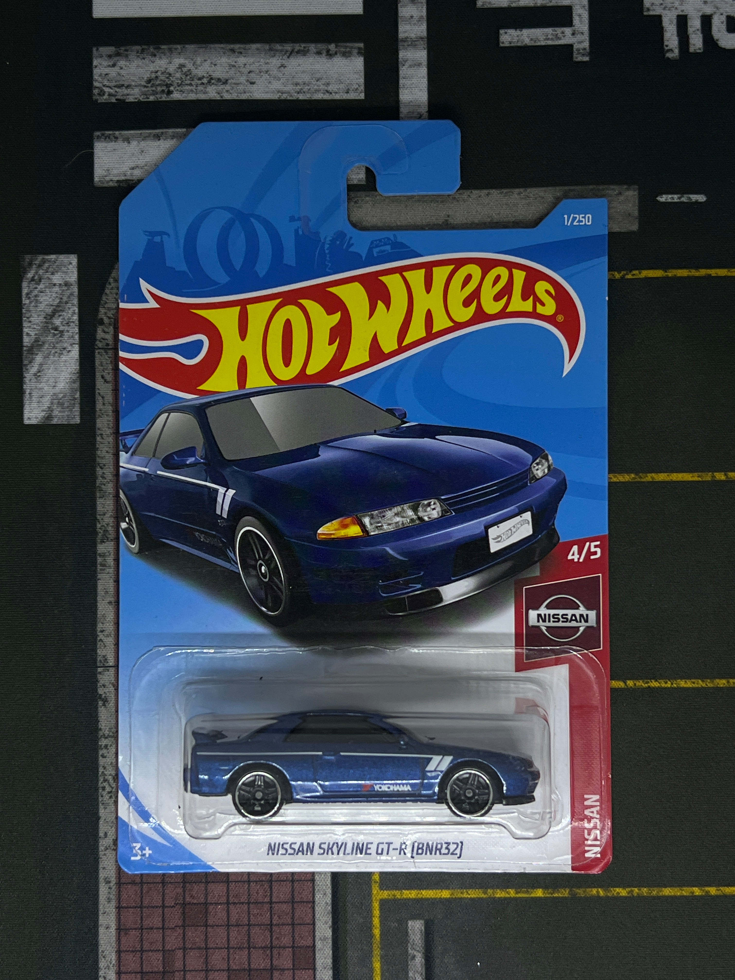 Nissan Skyline GT-R [BNR32] Dark blue alc
